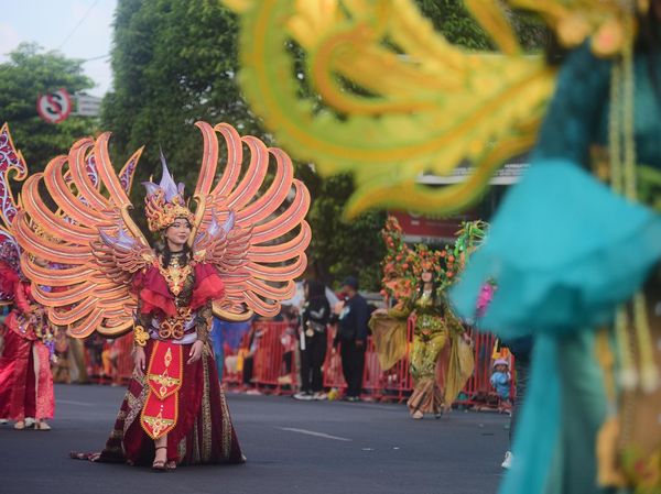 Pesona Budaya Nusantara Warnai Wonderful Archipelago Carnival Indonesia