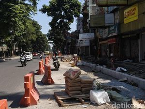 Halte BRT Bandung Raya Mulai Dibangun di Kawasan Cicadas