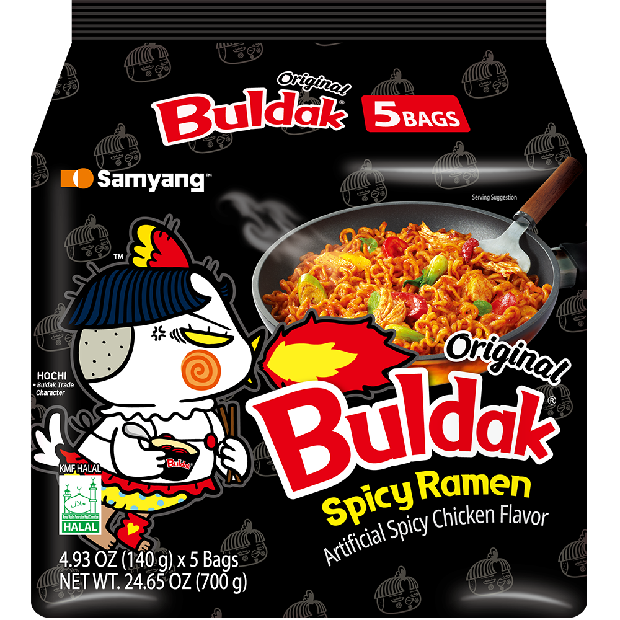 Samyang Buldak masuk tiga besar mi instan terbaik di dunia karena menawarkan sensasi pedas ekstrem, cita rasa umami yang kuat, serta tekstur mi yang lembut dan kenyal.