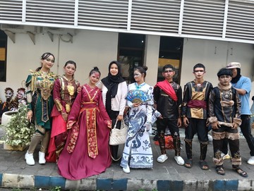 Siswa Sekolah Rakyat Semarakkan Ajang Jember Fashion Carnaval 2026