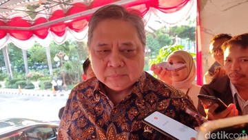 Airlangga Pastikan Mundurnya Perry Warjiyo Tak Ganggu Stabilitas Ekonomi