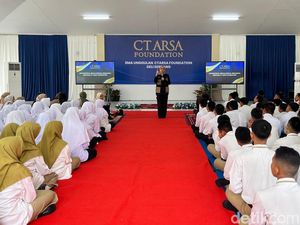 Pesan Anita Tanjung ke Siswa Baru SMA Unggulan CT Arsa Foundation Deli Serdang