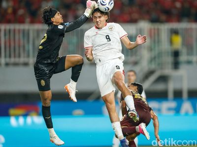 Bingkai Sepekan: Gubernur BI Mundur, Timnas Indonesia Awali Piala AFF dengan Apik