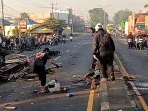 Ngerinya Kecelakaan Horor Truk di Pasuruan Tewaskan 4 Orang