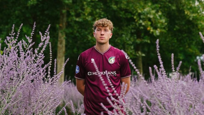Klub Belanda Fortuna Sittard merilis jersey away (tandang) untuk musim baru 2026/2027.