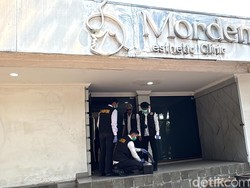 Polisi Olah TKP Klinik Mordent Lokasi Sutrimo Sebelum Dinyatakan Tewas