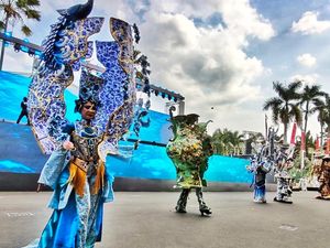 Sekjen Kemenbud Apresiasi Grand Carnival Jember Fashion Carnaval 2026