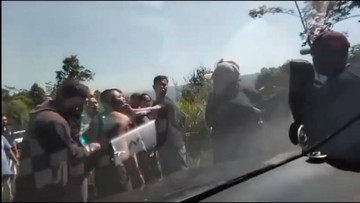 Pria Tasikmalaya Diamuk Massa Usai Disangka Begal, Ternyata Korban Kecelakaan