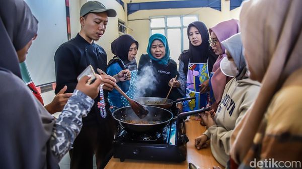 Asah Keterampilan, Warga Jakut Ikuti Pelatihan Kuliner Gratis