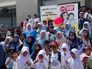 Duh, Gerakan Tutup Mulut Anak Bikin Ibu Khawatir