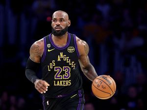 LeBron James Kejar Cincin Kelima Bareng Sixers