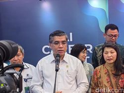 RI Terancam Badai PHK, Menaker Buka Suara