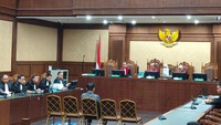 Pejabat Bea Cukai Akui Terima Amplop Tebal dari Kargo, Jaksa Bilang Wow
