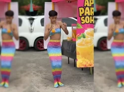 Penjual Minuman Jadi Putri Duyung Seksi Demi Promosi, Berujung Diselidiki