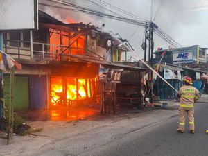 2 Ruko di Lampung Ludes Terbakar, Penghuni dan 2 Balitanya Selamat