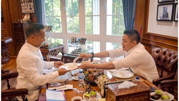 Seskab Teddy Bertemu Anindya Bakrie Bahas Motor Listrik, Singgung VKTR