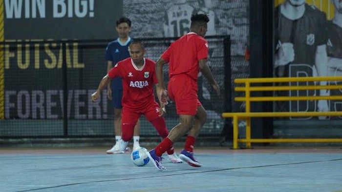 Timnas Futsal Indonesia mulai menggelar pemusatan latihan sebagai persiapan menghadapi rangkaian uji coba di Spanyol. Program ini menjadi bagian dari roadmap menuju Piala Dunia Futsal FIFA 2028.