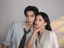 Sosok Zhang Jingyi, Pacar Song Weilong di Drama China Love For You