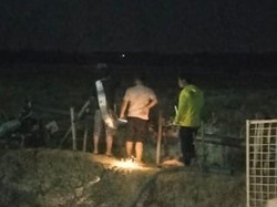 Perjuangan Camat Sukra Indramayu Kawal Air Irigasi di Tengah Malam