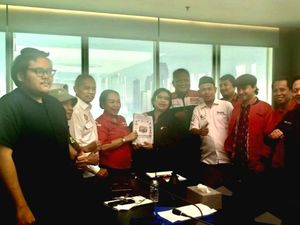 Video Koalisi Buruh Serahkan Draft RUU Ketenagakerjaan ke 4 Fraksi DPR