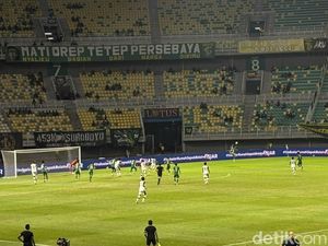 Persebaya Ungguli PSMS 1-0 di Babak Pertama