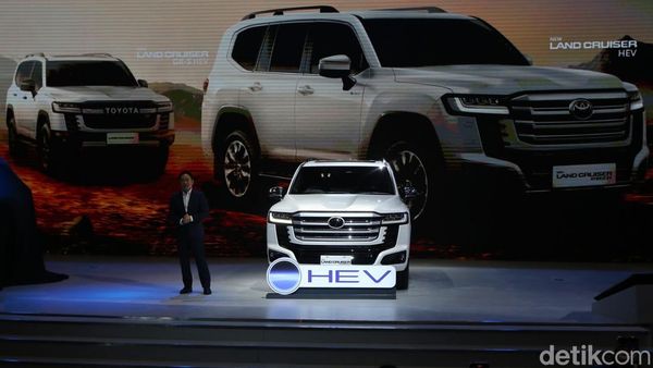 Land Cruiser 300 Hybrid Tampil Perdana di GIIAS 2026
