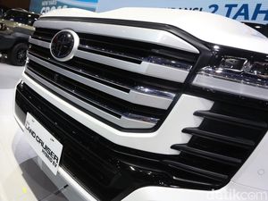 55 Tahun Bersama Indonesia, Toyota Perluas Akses Lini Hybrid EV Terbaru