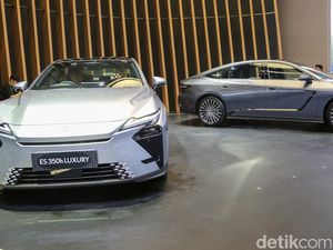 Lexus Boyong ES Terbaru ke Indonesia, Ada Pilihan Hybrid dan Listrik