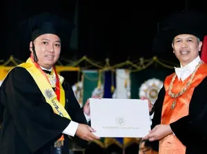 Martin Lulus S2 UGM dalam 13 Bulan, Ini Strategi Belajarnya!