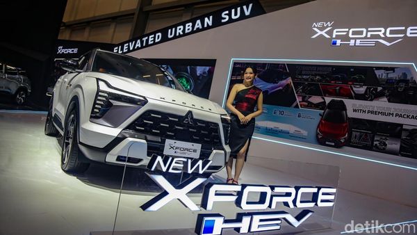 Mitsubishi XForce Hybrid Mejeng di GIIAS, Harga Spesial Masih Berlaku