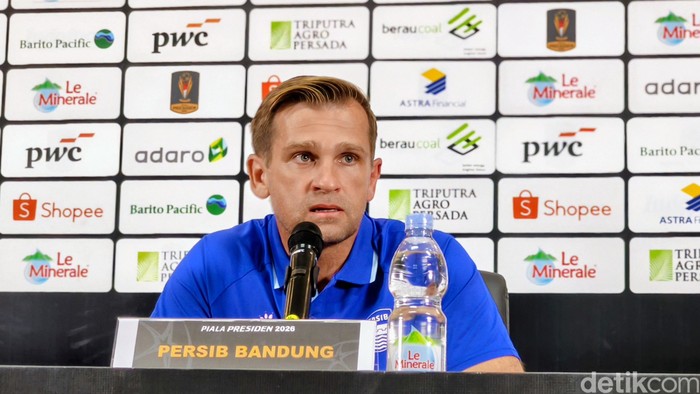 Pelatih Persib Igor Tolic