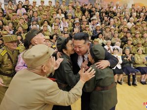 Peringati 73 Tahun Gencatan Senjata, Kim Jong Un Sapa Veteran