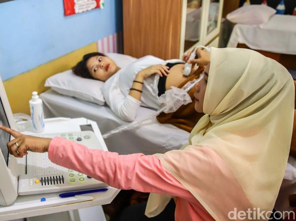 Puskesmas Cilincing Dampingi Ibu Hamil Remaja Lewat Pemeriksaan dan Edukasi