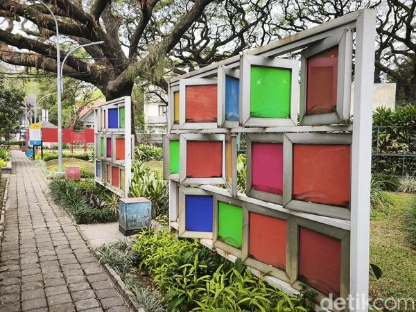 Potret Taman Foto Bandung yang Identitasnya Perlahan Memudar
