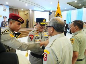 Wakapolri Kukuhkan Pengurus KBPP Polri, Ajak Terus Bermanfaat bagi Bangsa