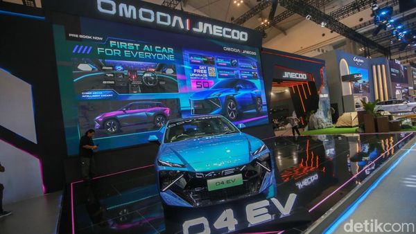 Wujud Omoda O4: Banyak Fitur AI Canggih, Jarak Tempuh 533 Km