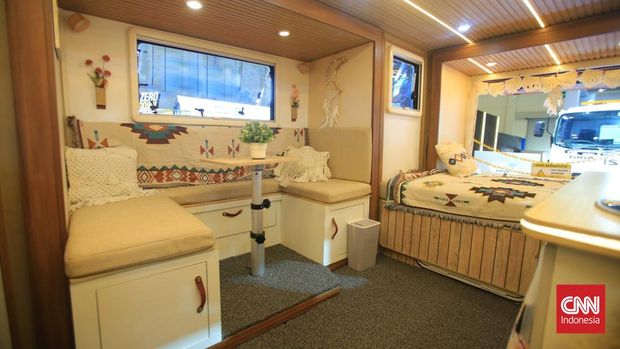 Campervan Isuzu berbasis ELF NLR B mejeng di GIIAS 2026.