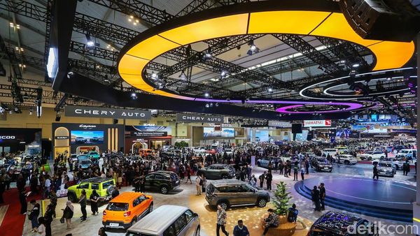 GIIAS 2026 Resmi Dibuka, Hadirkan Lebih dari 65 Merek Otomotif Dunia