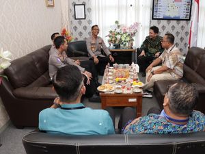 Hari Pertama Menjabat, Kapolres Malang AKBP Rulian Sambangi PN dan Kejari