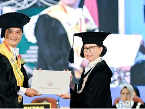 Kisah Made, Putra Bali yang Lulus S3 UGM Hanya 2 Tahun dengan IPK 4,00