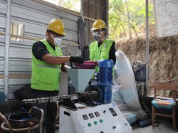 871 Kg Sampah Plastik Disulap Jadi Furnitur hingga Tasbih