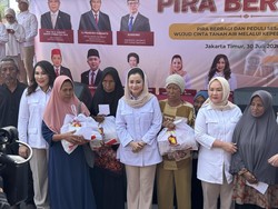 PIRA Gerindra Bagikan Ribuan Sembako ke Warga Jaktim, Ungkap Arahan Prabowo