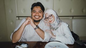 Momen Rigen Rakelna Ajak Istri Dinner Romantis di HUT Ke-7 Pernikahan