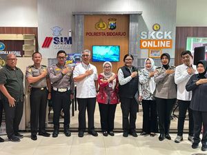 Tim Stamarena Polri Asistensi Pelayanan Publik di Polresta Sidoarjo