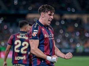 Profil Carlos Espi, Striker Anyar Real Madrid