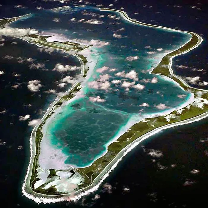 Diego Garcia memiliki luas sekitar 27 kilometer persegi dan menjadi salah satu lokasi paling strategis di dunia.