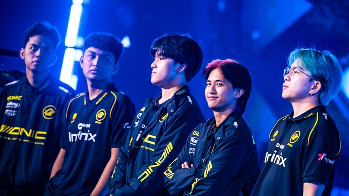 Onic berhasil lolos ke Semifinal turnamen Mobile Legends Mid Season Cup (MSC) 2026, yang menjadi salah satu rangkaian acara di Esports World Cup (EWC) 2026. Hari ini mereka akan menghadapi lawan yang cukup tangguh, yakni Team Spirit.