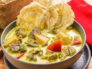 8 Soto Nusantara yang Punya Kuah dan Isian Unik, Mana Favoritmu?