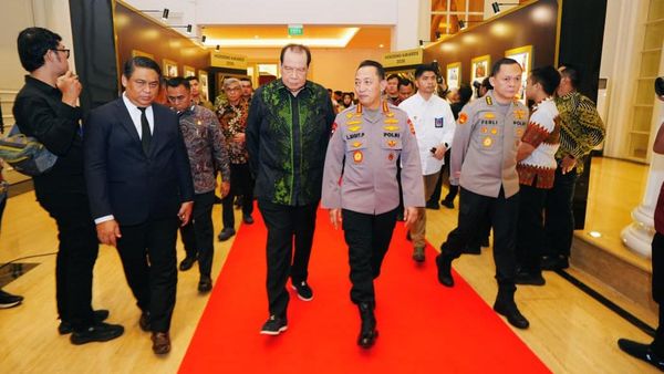 Momen Chairul Tanjung dan Kapolri Hadiri Malam Puncak Hoegeng Awards 2026