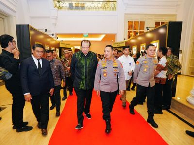 Momen Chairul Tanjung dan Kapolri Hadiri Malam Puncak Hoegeng Awards 2026